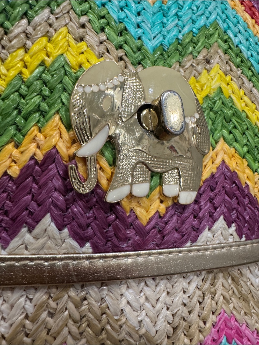 Lilly Pulitzer • Elephant Woven Raffia Straw Spring Fling Clutch - Picture 6 of 11